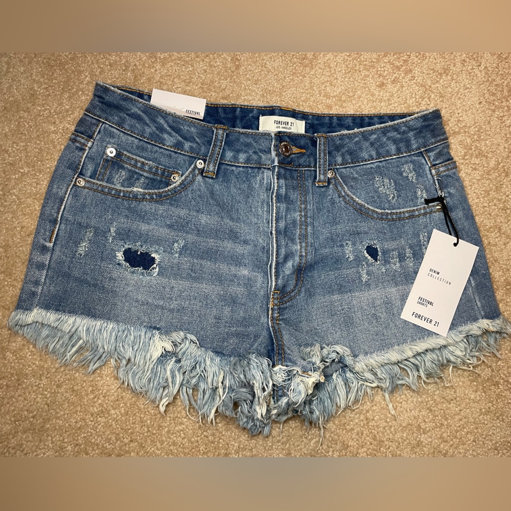 Forever 21 Size 27 Cut off ripped festival Jean shorts NWT